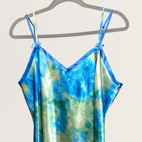 Delicates Watercolor Satin Slip - Picture 3 of 5